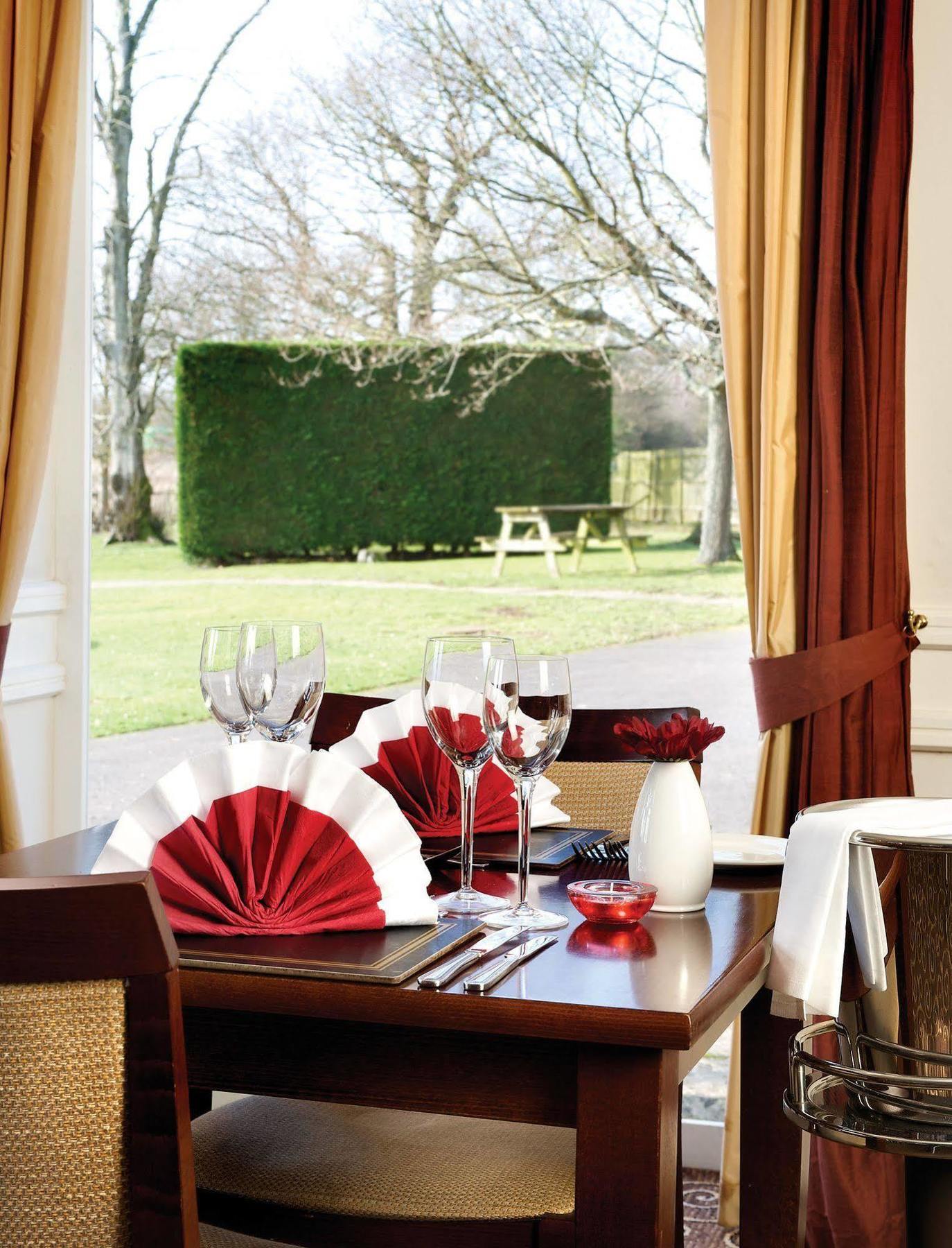 Hickstead Hotel Bolney ภายนอก รูปภาพ